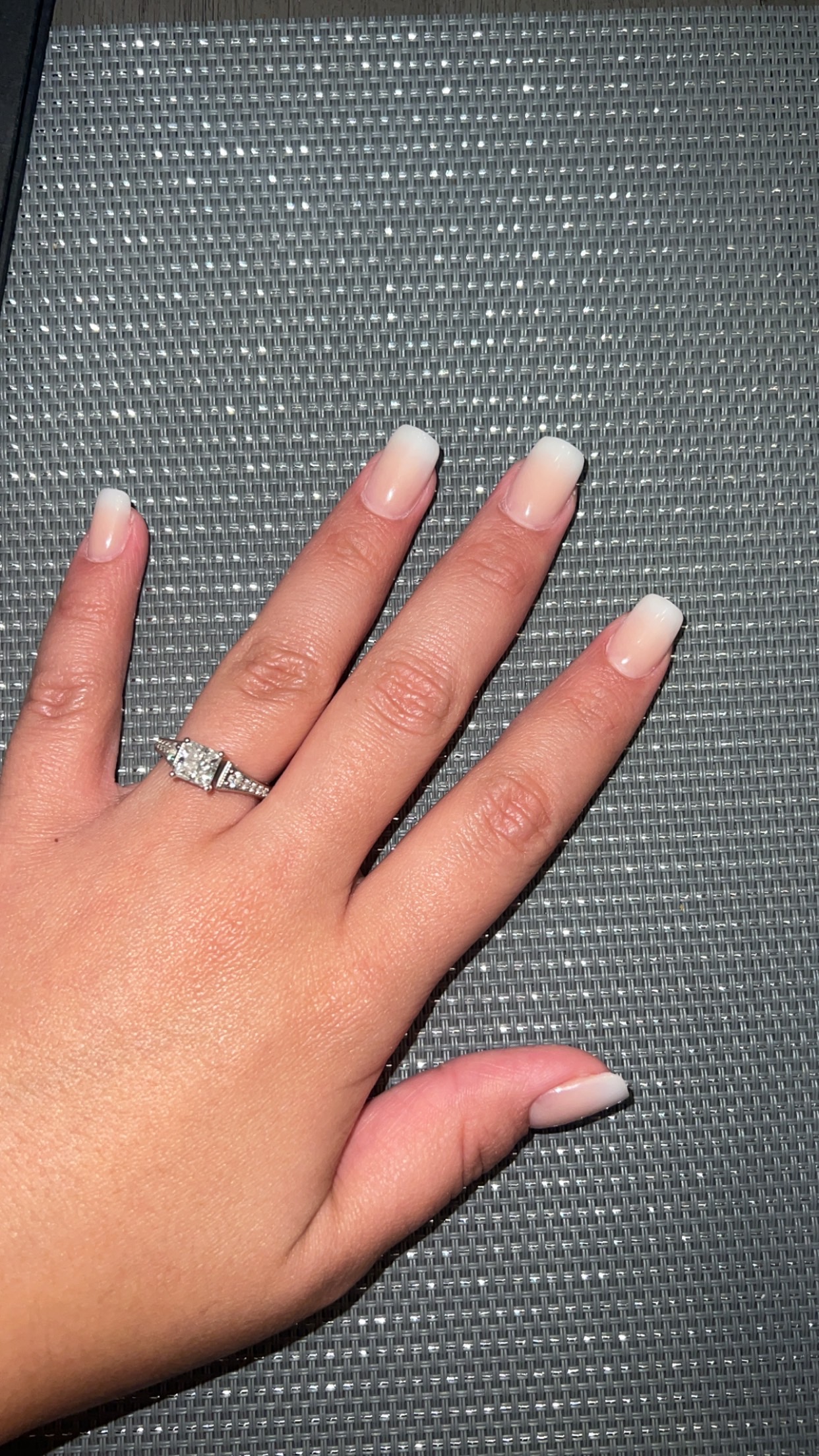 Bella V Nails & Spa nail photo 1