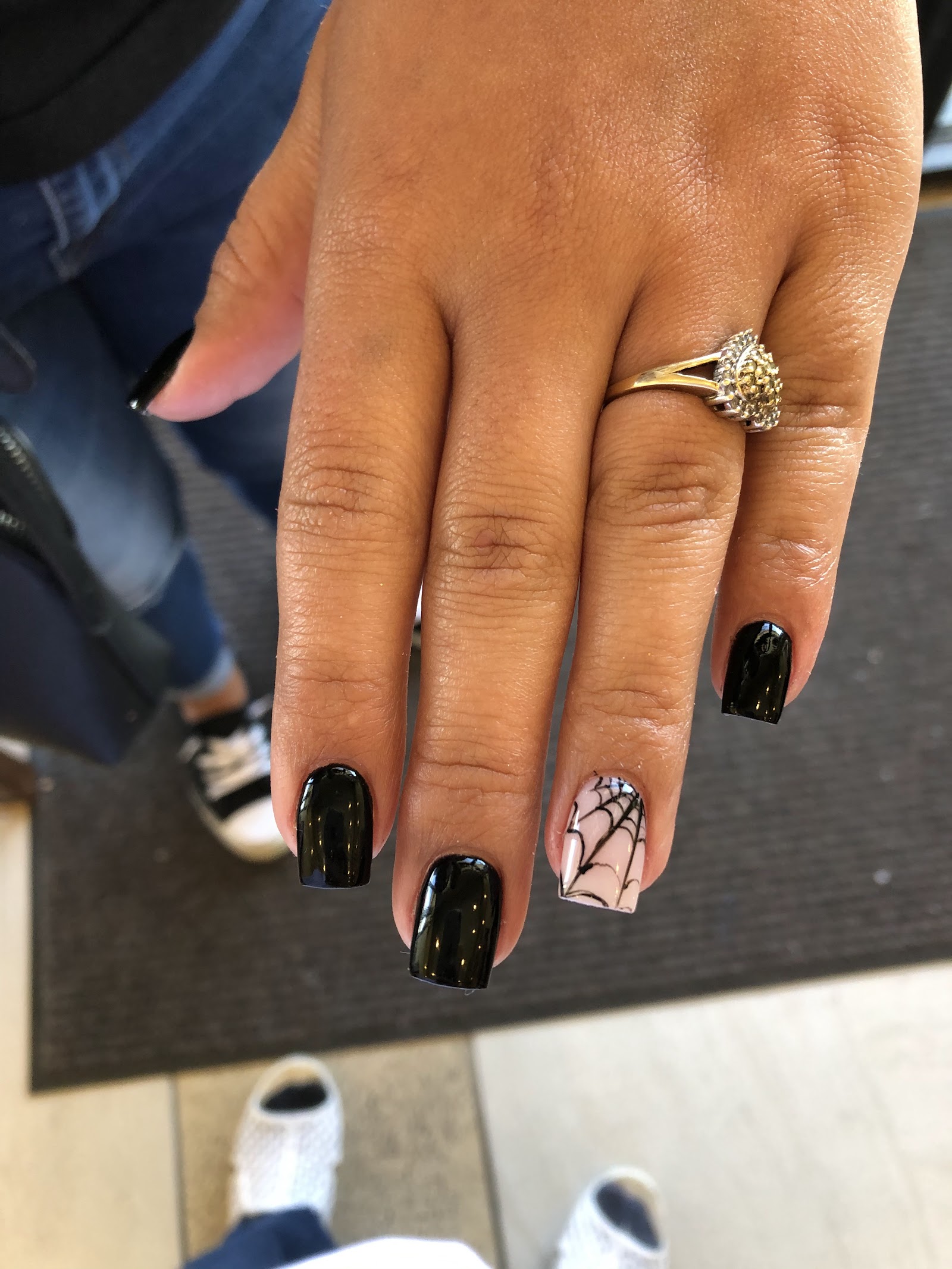 Bella V Nails & Spa nail photo 8